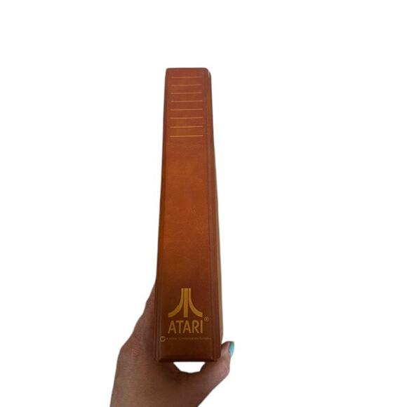 Atari Faux Leather Tan Portfolio Folder Game Holder Case With 4 Games VTG - Picture 15 of 16